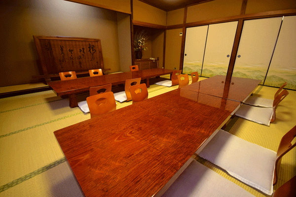 最大50名様まで対応のお座敷宴会場あり
